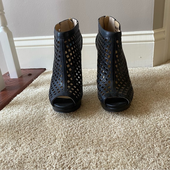 🚫Sold Ⓜ️erc🅰️ri Michael Kors Caged Heels 7.5 - Picture 4 of 11